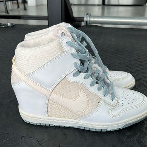Nike High Tops | White | women’s 8.5
